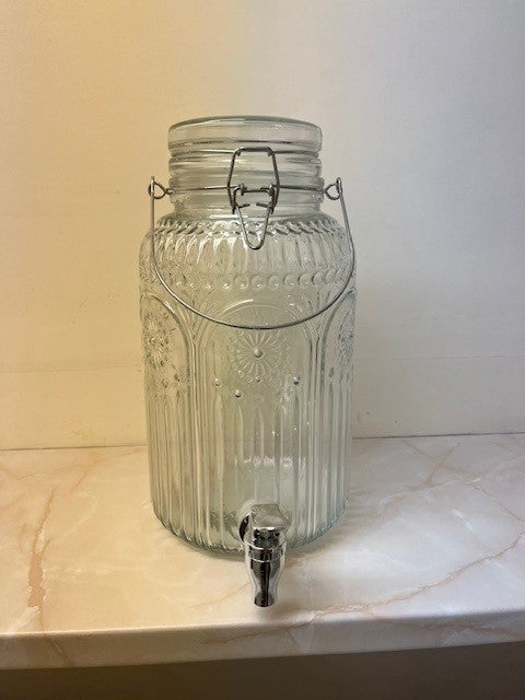Glass drinks dispenser
