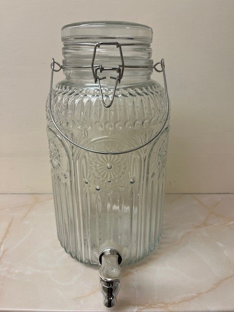 Glass drinks dispenser